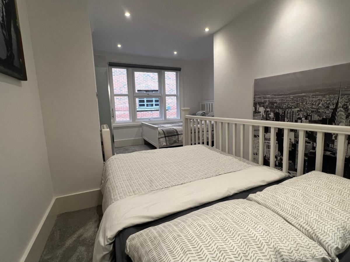 The Snap Pad Boutique Apartment Royal Tunbridge Wells Eksteriør billede