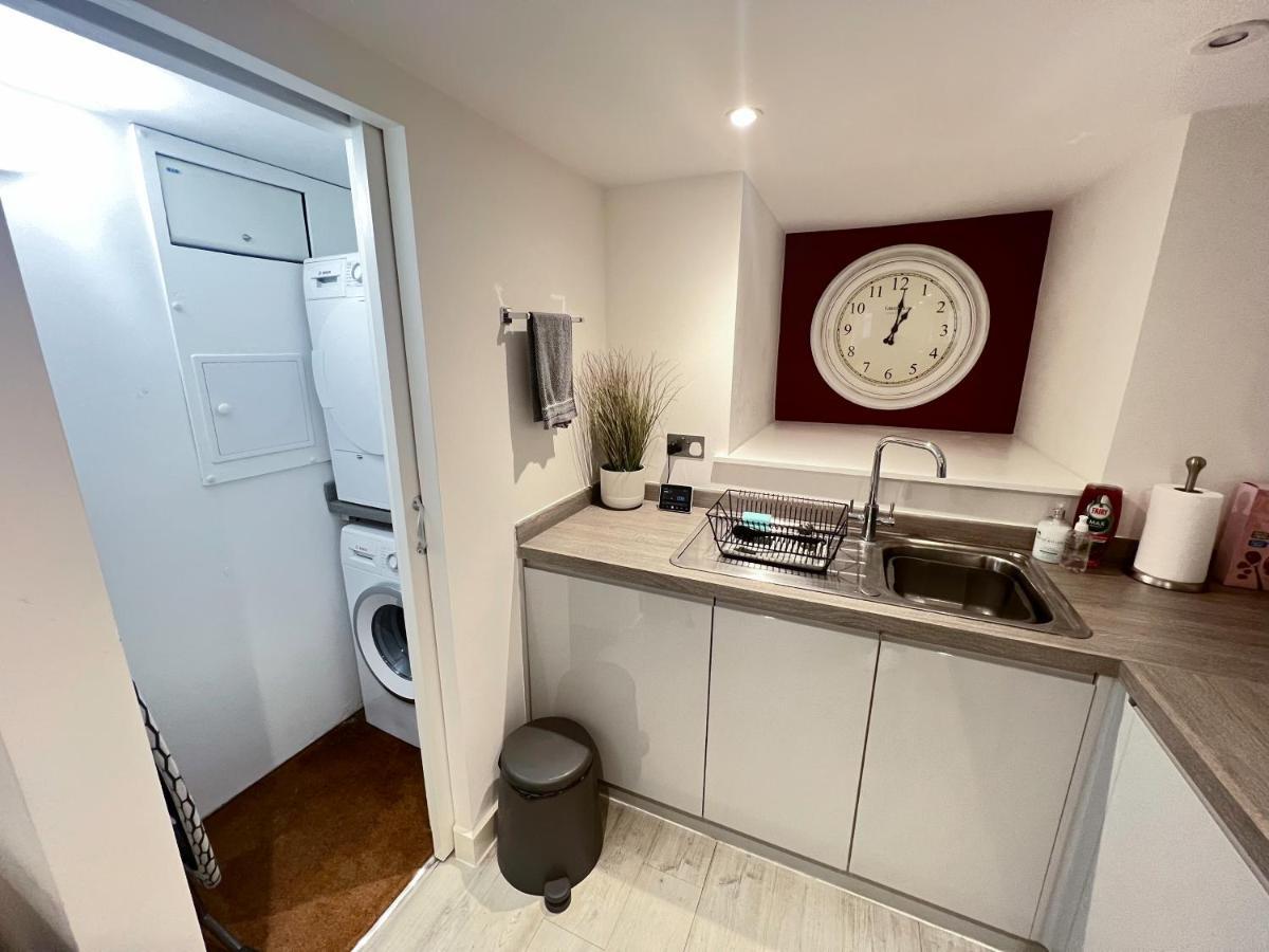 The Snap Pad Boutique Apartment Royal Tunbridge Wells Eksteriør billede