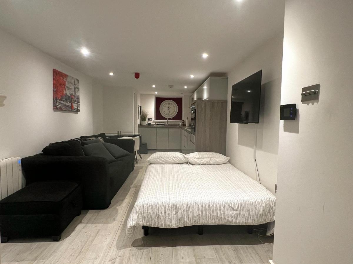 The Snap Pad Boutique Apartment Royal Tunbridge Wells Eksteriør billede
